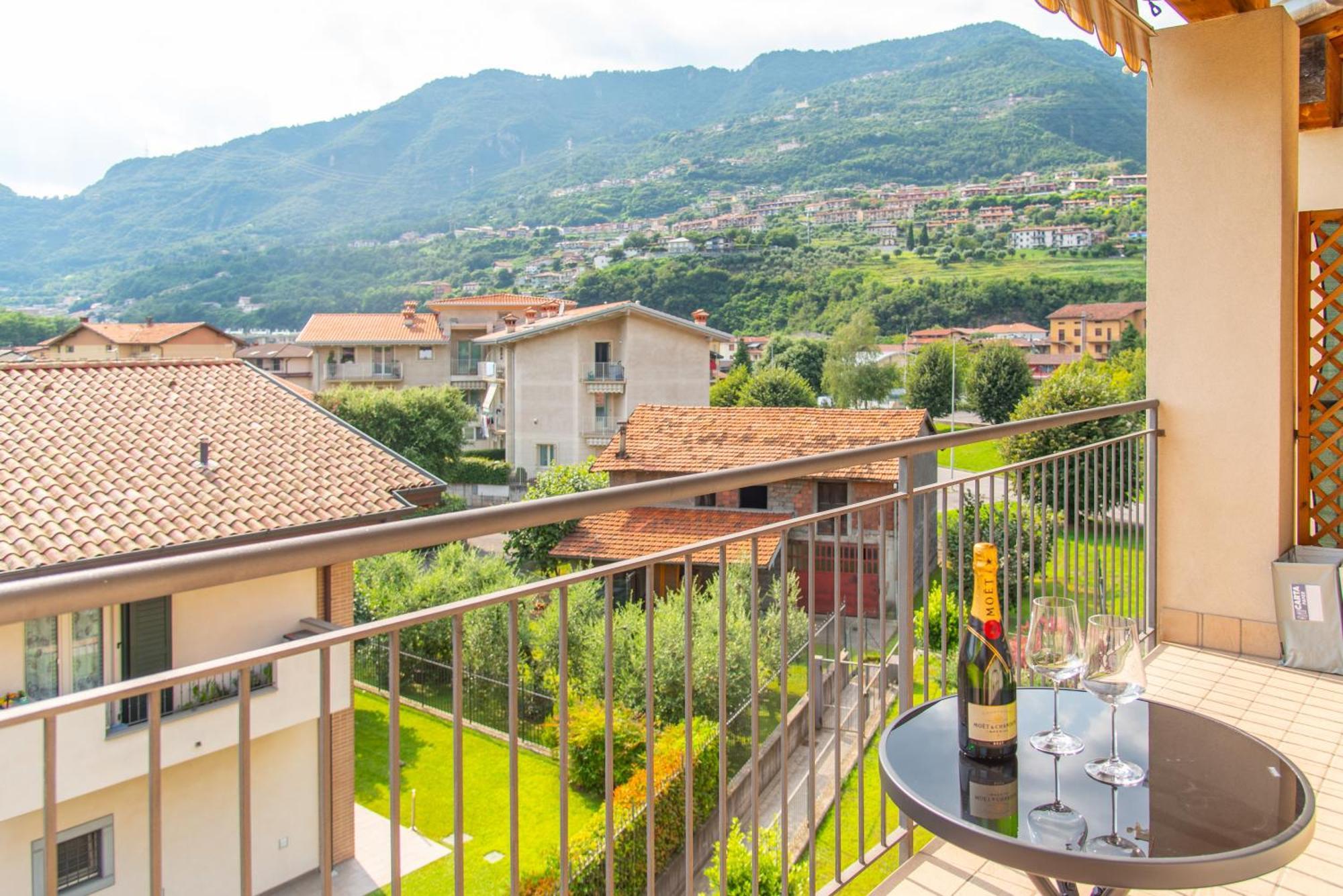 Casa Vacanze Renata คอสตา โวลปิโน ภายนอก รูปภาพ